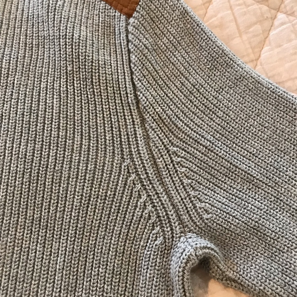 🚤J CREW Ribbed Sweater - Picture 4 of 8